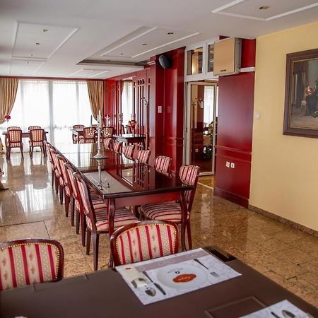 Hotel Integra Doboj Exterior photo