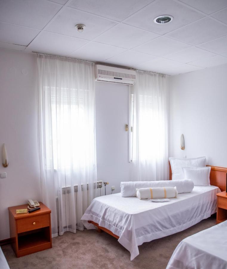 Hotel Integra Doboj Exterior photo